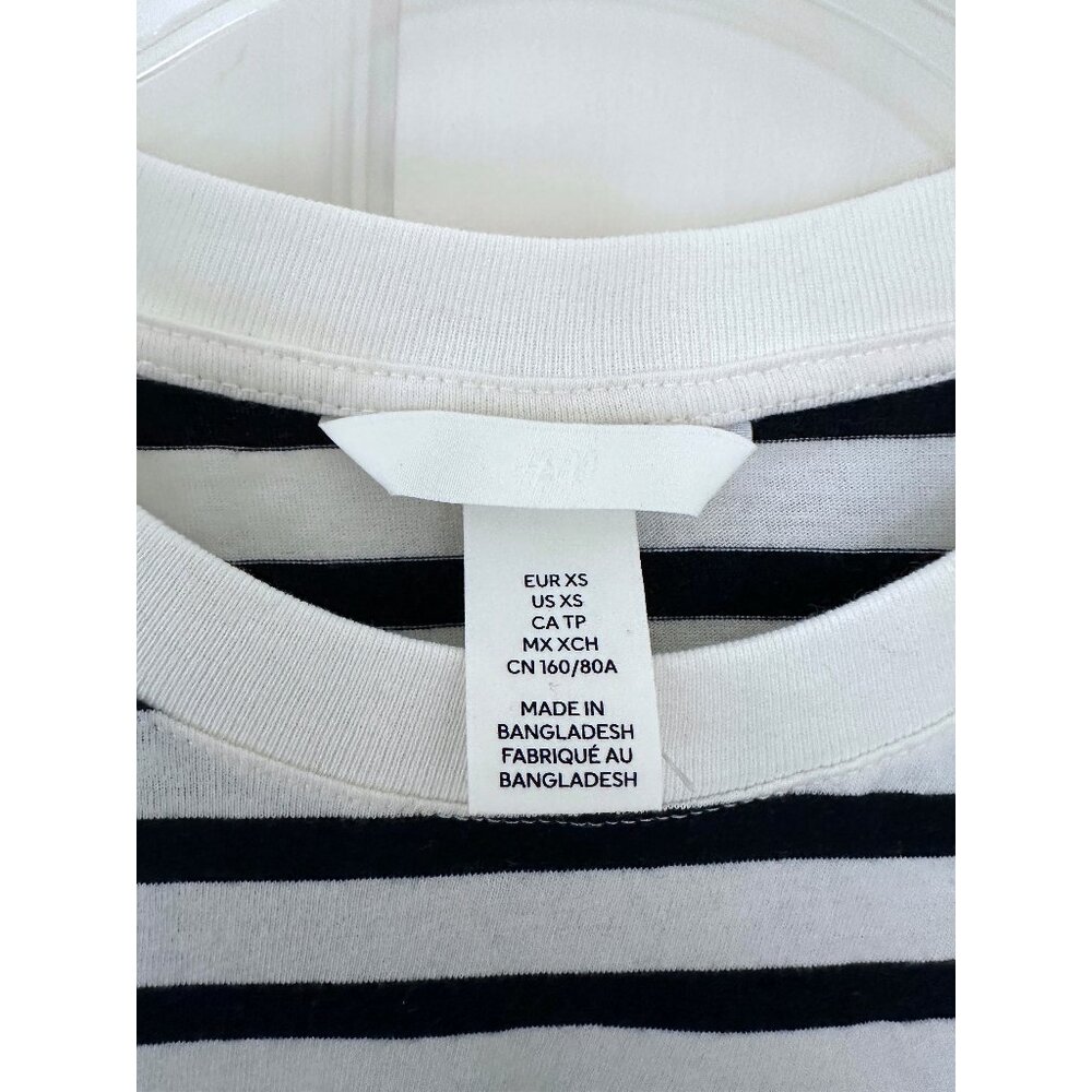 NEW H&M Black White Striped T Shirt Tee Short Sleeve Round Crew Neck XS - Picture 2 of 8